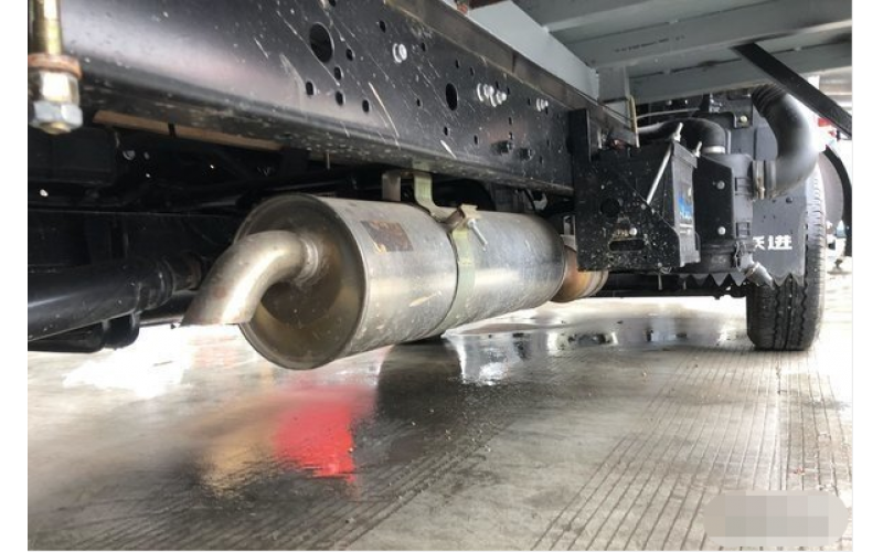 國(guó)五輕型車全面停止上牌 重型車還遠(yuǎn)嗎?